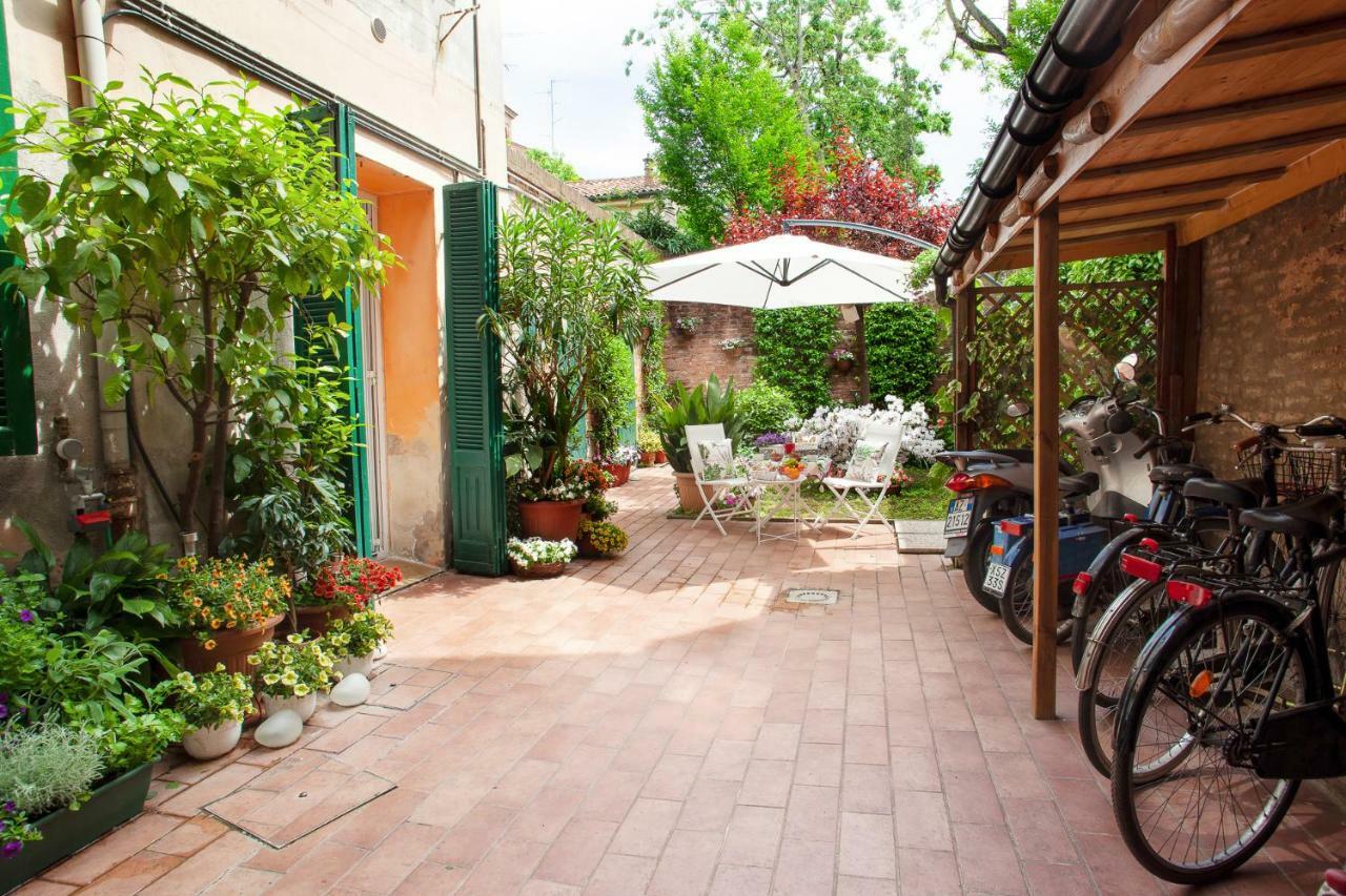 Apartamento Un'Oasi Di Pace Ferrara Exterior foto